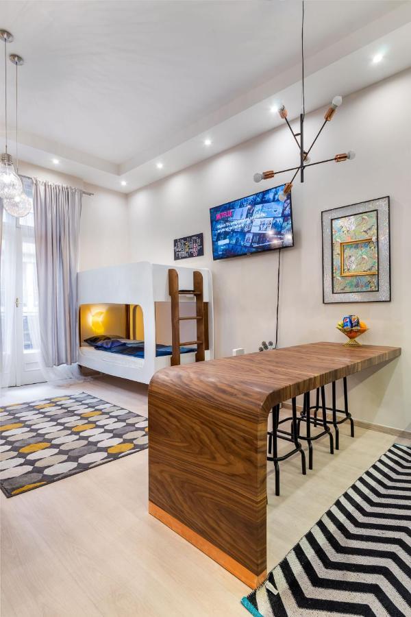 Economy Downtown Design - Free Parking - Balcony - Super Puplic Transport - Ac Apartmán *