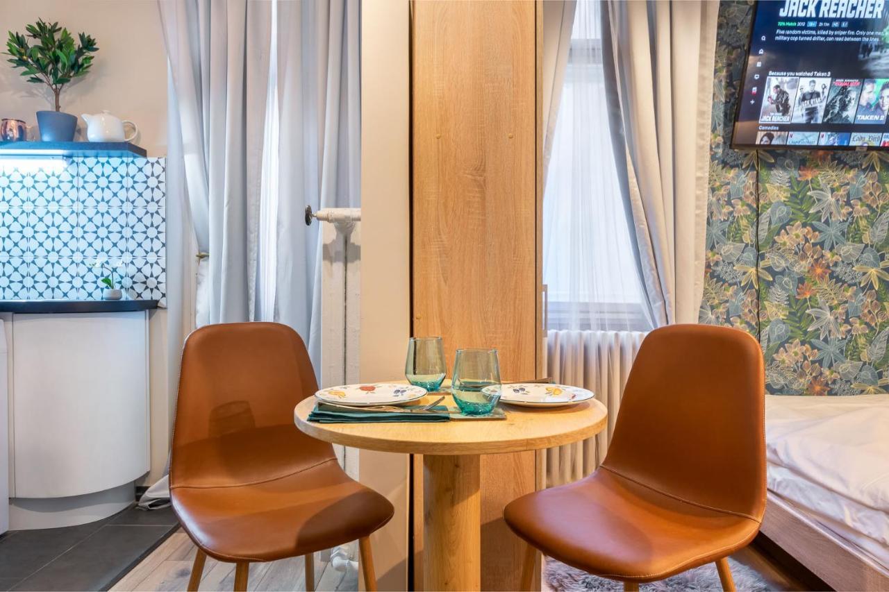 Apartmán Economy Downtown Design - Free Parking - Balcony - Super Puplic Transport - Ac Budapest