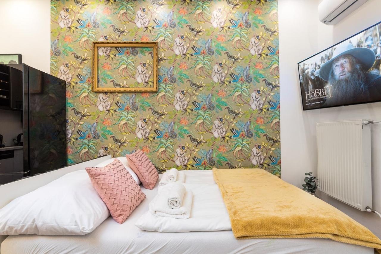 Economy Downtown Design - Free Parking - Balcony - Super Puplic Transport - Ac Apartmán Budapest